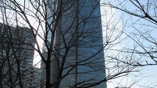 仕事の出来そうなビジネスパーソンが闊歩しているのが印象的でした。