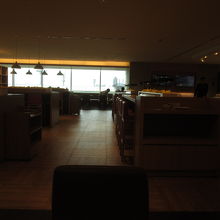 羽田空港国際線 JALサクララウンジ