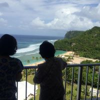 初日は恋人岬側