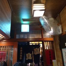 カウンター席から