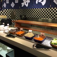 サラダ類もいろいろ