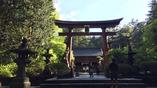 【世界文化遺産】2013年登録。世界遺産を構成する浅間神社の1つです！富士山駅から歩いて約30分です。近くのセブンイレブンが富士山の景観を損ねにように茶色の色使いでした。