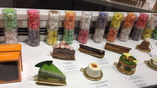 三越銀座 ドミニクアンセル