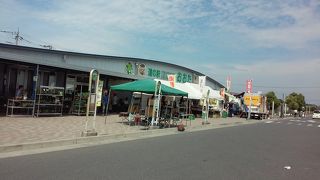 週末は大にぎわい。