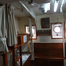 実習生室。狭い！