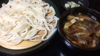 細めのうどんですがコシはあります。