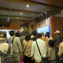 館内も、もちろん大混雑