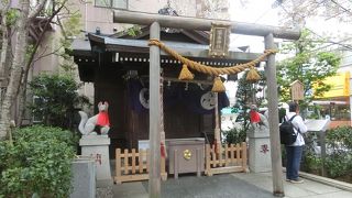今はまわりには茶畑はない茶ノ木神社に行きました