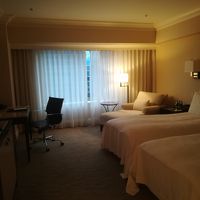 白を基調にしたゆったりしているお部屋