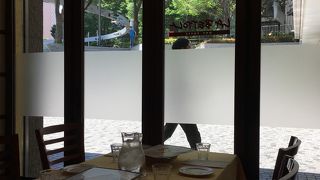 週末ランチも！