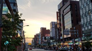 浅草を代表する商店街