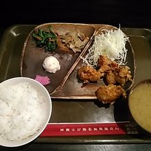 唐揚げ定食600円