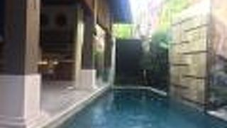 アヒムサ ビーチ