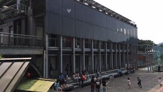 大きな金の延べ棒