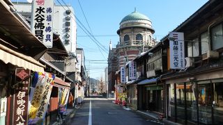 異国情緒なアンバランスが面白い。