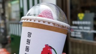 鍾路3街駅近くの人気ティラミス