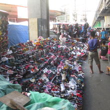 バクララン マーケット