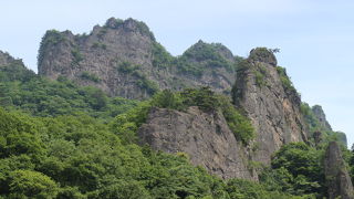 素晴らしい山肌