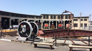 扇形機関車庫が見応えあります