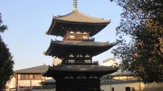 入り口にあります