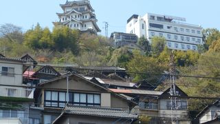 尾道駅西側の千光寺公園と国道の間にある多くの古寺を巡る