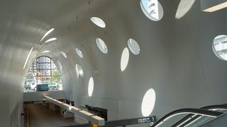 新白島駅での乗り継ぎでよりスムーズに