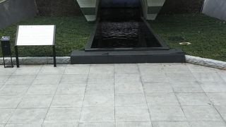 拝まずにはいられません。