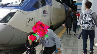 ソウル駅から江陵駅までKTX に乗りました。