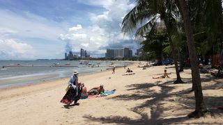 水曜は貸パラソル定休日