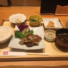 牛ハラミの辛味噌炒めランチ