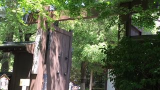 単なる木組みだけ