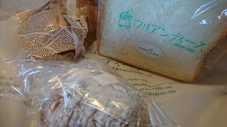 美味しく店員さんも笑顔なパン屋さん!!