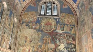 世界の名画が一堂に見れる！名画ファンも十分堪能できる!!でも広すぎる!!!