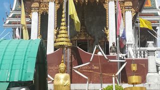 牛が中にいました