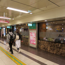 「コンパル」、渋い外観が良いです