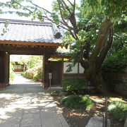 緑が多い曹洞宗寺院