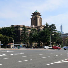 名古屋市役所本庁舎です