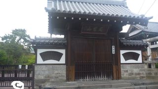 観光向けのお寺では無い