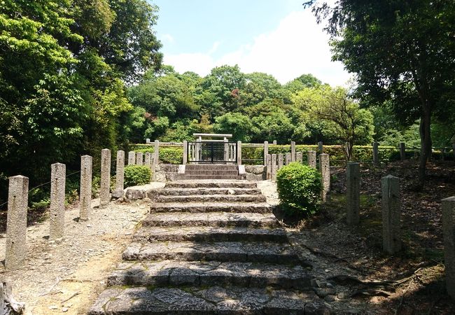 日岡御陵