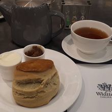 ショッピング中、小腹が空いたらコレ！