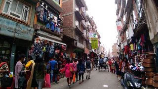 古都パタンのマーケット