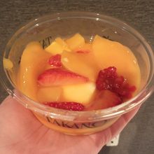 パンナコッタの入ったフルーツサラダがめっちゃ美味しい By Juniper Breeze 新宿高野 池袋西武店のクチコミ フォートラベル