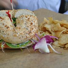 サーモンベーグル