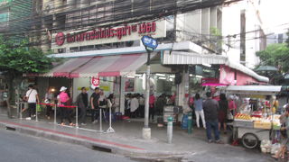 １７時過ぎには営業を開始