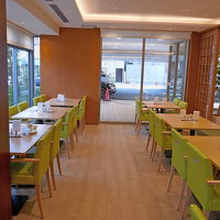 朝食レストラン