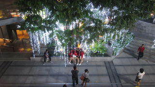 クリスマスシーズンのプレジデントタワー2017