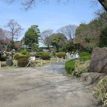 まずは名勝二之丸庭園から