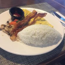 トラディショナルオムレツ