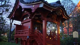 ヌメっとした赤一色