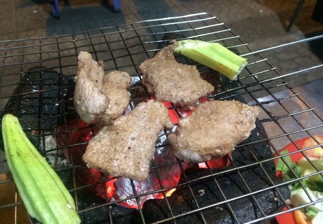 老舗の山羊肉